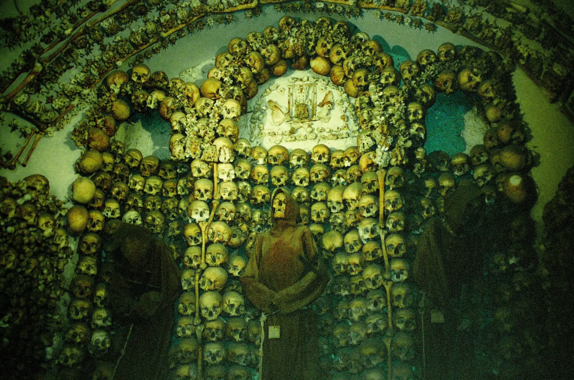 Skullivans, a 35mm film photograph by Taro O'Halloran